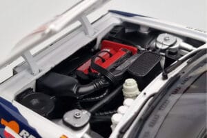 Lancia Delta HF Integrale Evoluzione #2 C. Sainz / L. Moya Tour de Corse 1993 Kyosho 1:18 08348J Pressofusione — immagine 8 di 9
