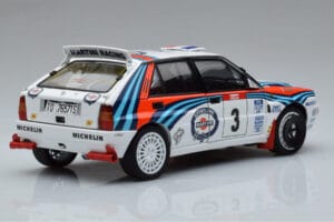 Lancia Delta HF Integrale Evoluzione #3 D. Auriol / B. Occelli Tour de Corse 1992 Kyosho 1:18 08348H Pressofusione — immagine 3 di 9