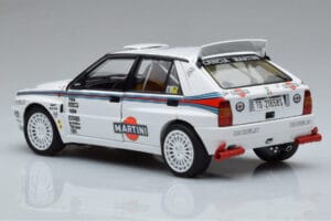 Lancia Delta HF Integrale Evoluzione Test Car Kyosho 1:18 08348G Pressofusione — immagine 6 di 9