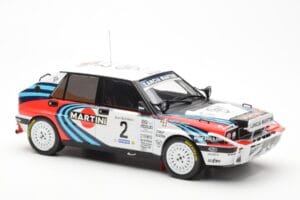 Lancia Delta Integrale 16V #2 M. Biasion / T. Siviero Rally Safari 1990 IXO 1:18 18RMC139A Pressofusione — immagine 4 di 6
