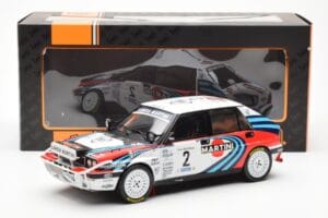 Lancia Delta Integrale 16V #2 M. Biasion / T. Siviero Rally Safari 1990 IXO 1:18 18RMC139A Pressofusione — immagine 6 di 6