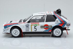 Lancia Delta S4 #5 M. Biasion / T. Siviero Rally San Remo 1986 IXO 1:18 18RMC130B Pressofusione — immagine 3 di 6