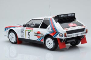 Lancia Delta S4 #5 M. Biasion / T. Siviero Rally San Remo 1986 IXO 1:18 18RMC130B Pressofusione — immagine 5 di 6