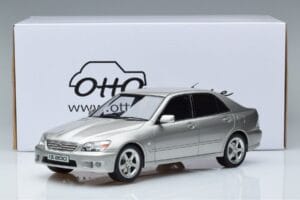 Lexus IS200 XE10 Argento Otto 1:18 OT991 Resina — immagine 6 di 6