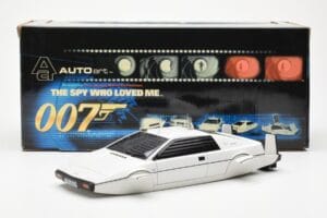 Lotus Esprit Type 79 James Bond The Spy Who Loved Me Submarine Bianco AUTOart 1:18 75306 Pressofusione — immagine 2 di 8