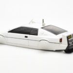 Lotus Esprit Type 79 James Bond The Spy Who Loved Me Submarine Bianco AUTOart 1:18 - image 4 of 8