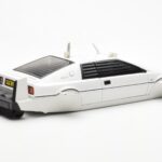 Lotus Esprit Type 79 James Bond The Spy Who Loved Me Submarine Bianco AUTOart 1:18 - image 5 of 8