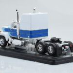 Mack Superliner Magnum Bianco Blu IXO 1:43 - image 5 of 6