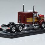 Marmon CHDT Rosso Oro IXO 1:43 - image 2 of 6