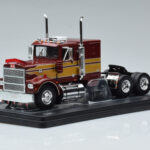 Marmon CHDT Rosso Oro IXO 1:43