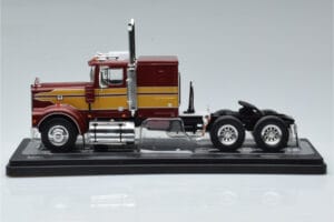 Marmon CHDT Rosso Oro IXO 1:43 TR157 Pressofusione — immagine 3 di 6