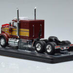 Marmon CHDT Rosso Oro IXO 1:43 - image 5 of 6