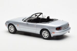 Mazda MX-5 NA Argento Norev 1:18 188023 Pressofusione — immagine 6 di 7