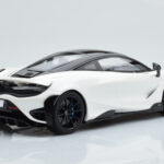 McLaren 765LT Bianco GT Spirit 1:18 - image 2 of 6