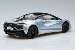McLaren Artura Argento GT Spirit 1:18 GT873 Resina — immagine 2 di 6