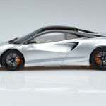 McLaren Artura Argento GT Spirit 1:18 GT873 Resina - image 3 of 6