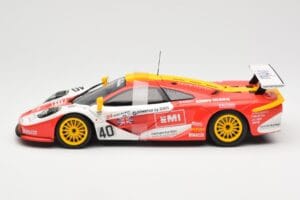 McLaren F1 GTR #40 J. O'Rourke / M. Sugden / P. Auberlein EMI 24 Hours of Le Mans 1996 UT Models 1:18 39820 Pressofusione — immagine 3 di 6