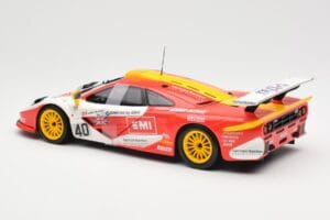 McLaren F1 GTR #40 J. O'Rourke / M. Sugden / P. Auberlein EMI 24 Hours of Le Mans 1996 UT Models 1:18 39820 Pressofusione — immagine 5 di 6