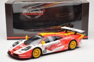 McLaren F1 GTR #40 J. O'Rourke / M. Sugden / P. Auberlein EMI 24 Hours of Le Mans 1996 UT Models 1:18 39820 Pressofusione — immagine 6 di 6