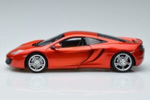 McLaren MP4-12C Con Figurina Stig Top Gear Minichamps 1:18 519101330 Pressofusione — immagine 4 di 7