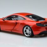 McLaren MP4-12C Con Figurina Stig Top Gear Minichamps 1:18 519101330 Pressofusione - image 6 of 7