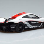 McLaren P1 GTR Bianco Lucido Con Strisce Rosse AUTOart 1:18 - image 3 of 7