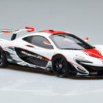 McLaren P1 GTR Bianco Lucido Con Strisce Rosse AUTOart 1:18 - image 5 of 7