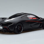 McLaren P1 Nero Opaco AUTOart 1:18 - image 3 of 9