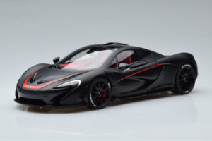 McLaren P1 Nero Opaco AUTOart 1:18