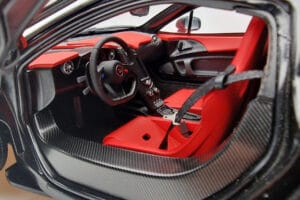 McLaren P1 Nero Opaco AUTOart 1:18 76027 Pressofusione — immagine 8 di 9