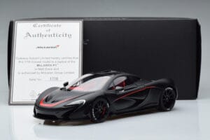 McLaren P1 Nero Opaco AUTOart 1:18 76027 Pressofusione — immagine 9 di 9