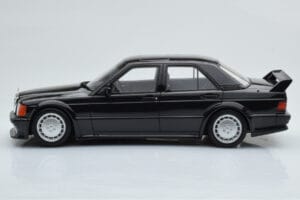 Mercedes 190E W201 2.5-16 Evo I Nero Otto 1:18 OT151 Resina — immagine 3 di 6