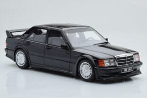 Mercedes 190E W201 2.5-16 Evo I Nero Otto 1:18 OT151 Resina — immagine 4 di 6