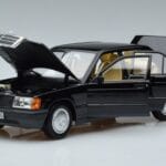 Mercedes 190 E W201 Edizione Limitata Norev 1:18 183823 Pressofusione - image 2 of 10