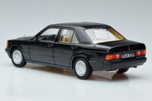 Mercedes 190 E W201 Edizione Limitata Norev 1:18 183823 Pressofusione — immagine 7 di 10