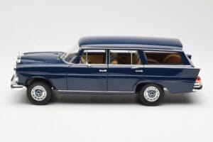 Mercedes 200 Universal W115 Blu Norev 1:18 183599 Pressofusione — immagine 4 di 8