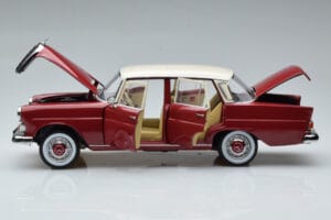 Mercedes 200 W110 Rosso Norev 1:18 183706 Pressofusione — immagine 4 di 7