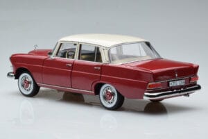 Mercedes 200 W110 Rosso Norev 1:18 183706 Pressofusione — immagine 7 di 7