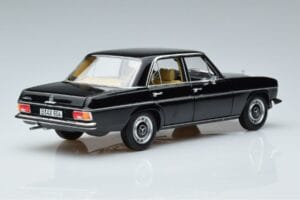 Mercedes 200 W115 Edizione Limitata Norev 1:18 183775 Pressofusione — immagine 3 di 8