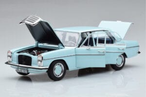 Mercedes 200 W115 Norev 1:18 183777 Pressofusione — immagine 2 di 7