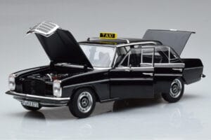 Mercedes 200 W115 Taxi Norev 1:18 183776 Pressofusione — immagine 2 di 7