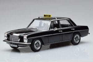 Mercedes 200 W115 Taxi Norev 1:18 183776 Pressofusione