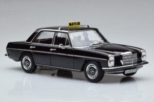 Mercedes 200 W115 Taxi Norev 1:18 183776 Pressofusione — immagine 5 di 7