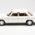 Mercedes 200 W115 Bianco Norev 1:18 183770 - image 4 of 8