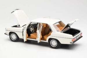 Mercedes 200 W115 Bianco Norev 1:18 183770 Pressofusione — immagine 5 di 8