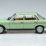 Mercedes 200 W123 Verde Norev 1:18 183796 Pressofusione - image 4 of 7