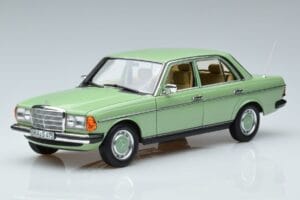 Mercedes 200 W123 Verde Norev 1:18 183796 Pressofusione