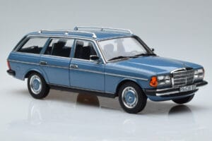 Mercedes 200T S123 Blu Norev 1:18 183737 Pressofusione — immagine 5 di 7