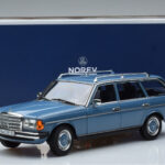 Mercedes 200T S123 Blu Norev 1:18 - image 7 of 7