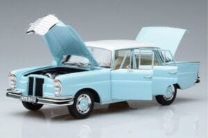 Mercedes 220 S W111 Blu Norev 1:18 183920 Pressofusione — immagine 2 di 7